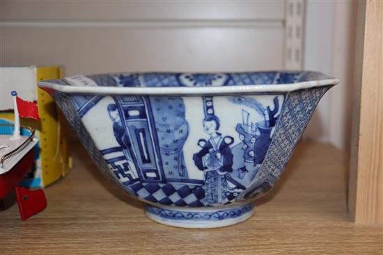 A 19th century Chinese blue and white square bowl height 11cm